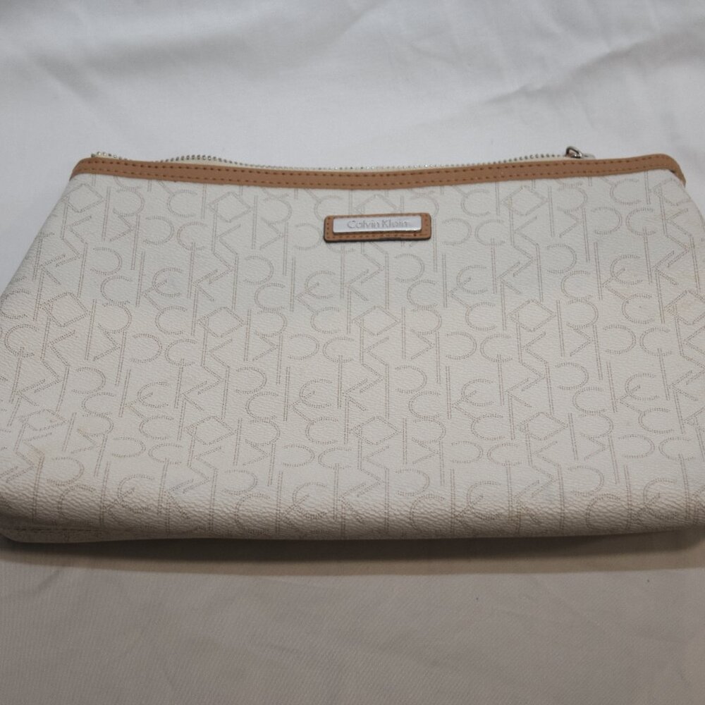 Calvin Klein Makeup Pouch
